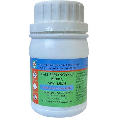 Potassium permanganate (KMnO4)
