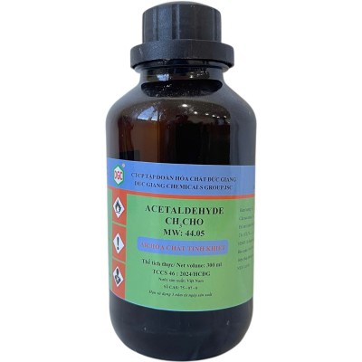 Ethanal (C2H4O)