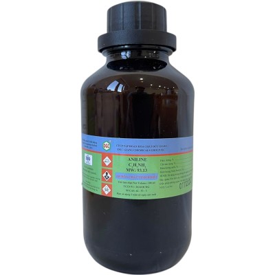 Aniline (C6H5NH2)